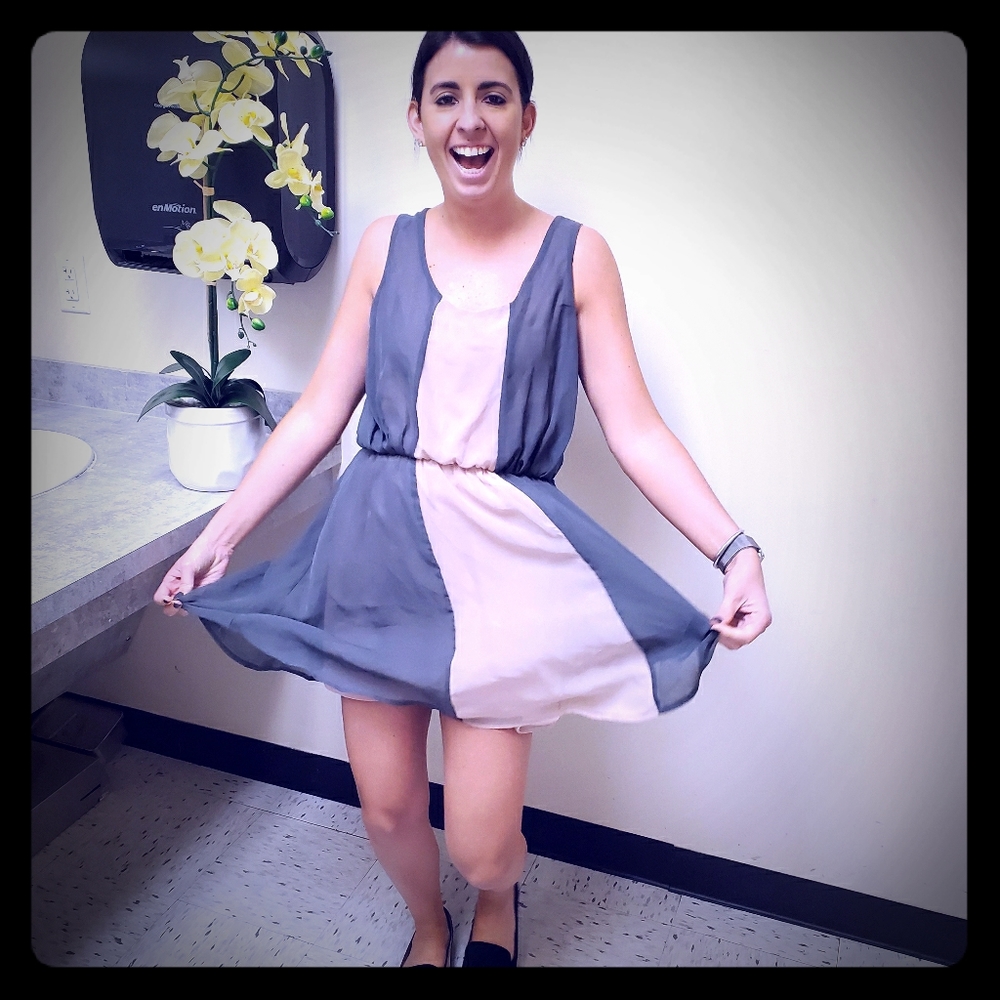 Flowy grey/pink dress w/color block